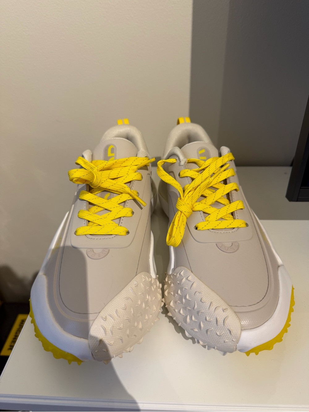 G/fore Men’s Golf Shoes Yellow And Tan Size 9 GUF000001 - Picture 2 of 6